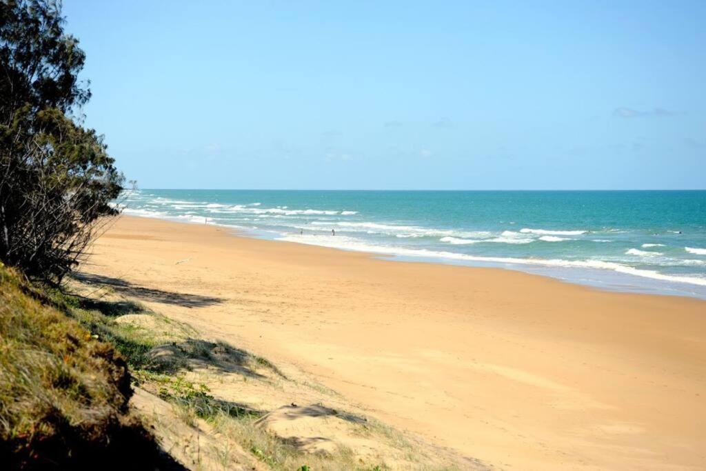 Loka Santi 13 - Beachfront Penthouse With Sea Views Apartment Agnes Water Exterior photo